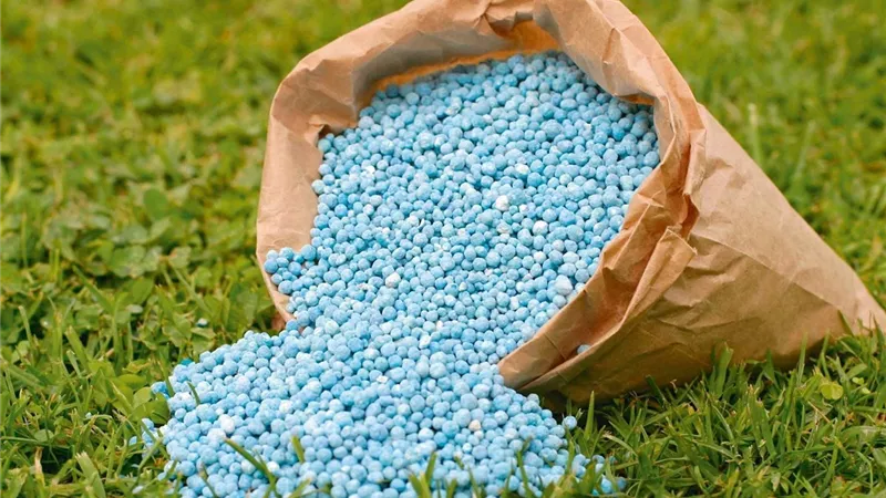 أسعار الأسمدة اليوم.. طن اليوريا المخصوص يقترب من 28 ألف جنيه والنترات يسجل 27 ألفًا
