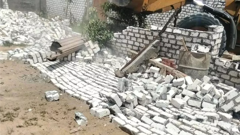 الإسماعيلية تواصل إزالة التعديات على الأراضي الزراعية وأملاك الدولة بالقصاصين