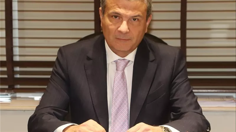 وزير الزراعة يوجه بتكثيف تواجد الأطباء البيطريين بالمجازر الحكومية استعداداً لعيد الأضحى