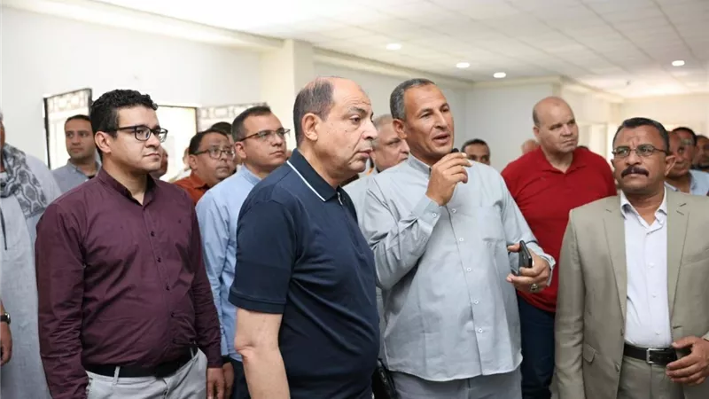 محافظ المنيا يتفقد مشروعات 