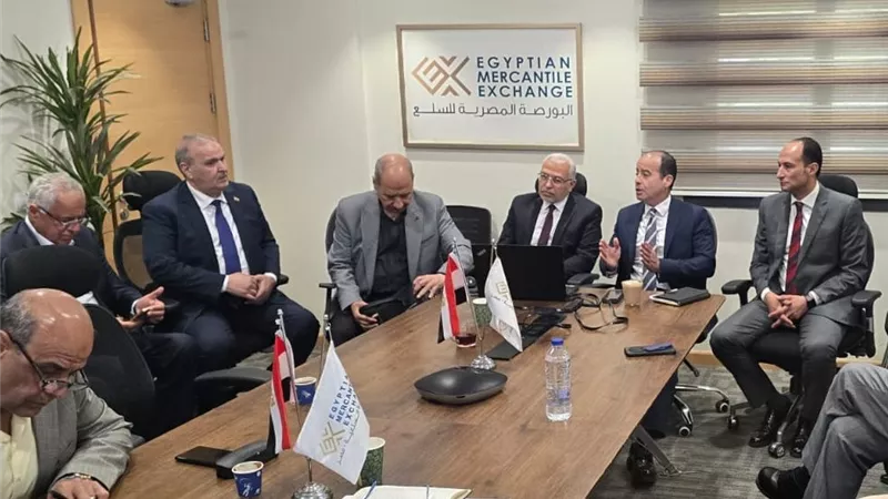 البورصة السلعية تمهد لانطلاق تداول السكر.. توافق كامل مع الشركات المنتجة على آليات التنفيذ