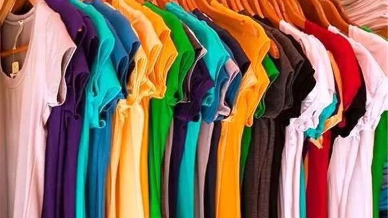الملابس الجاهزة تواصل التحليق رغم الظروف العالمية وتجاوز المليار دولار بزيادة 15%