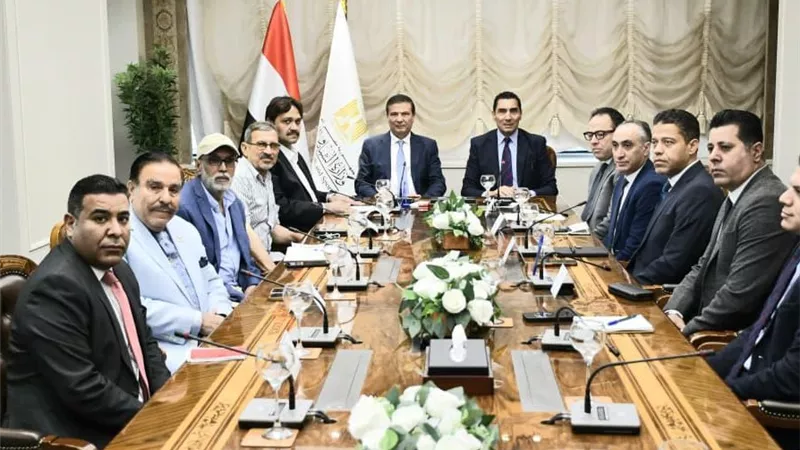 وزيرا الزراعة والرياضة يلتقيان مسؤولي الهيئة العامة لسباق الخيل لبحث خطط تطوير رياضة وصناعة الخيل