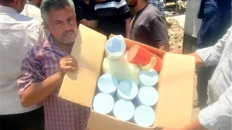 عصير قصب بلون مزيف.. ضبط مادة خطرة تستخدم في الغش وإحالة المخالفين للنيابة في طوخ بالقليوبية