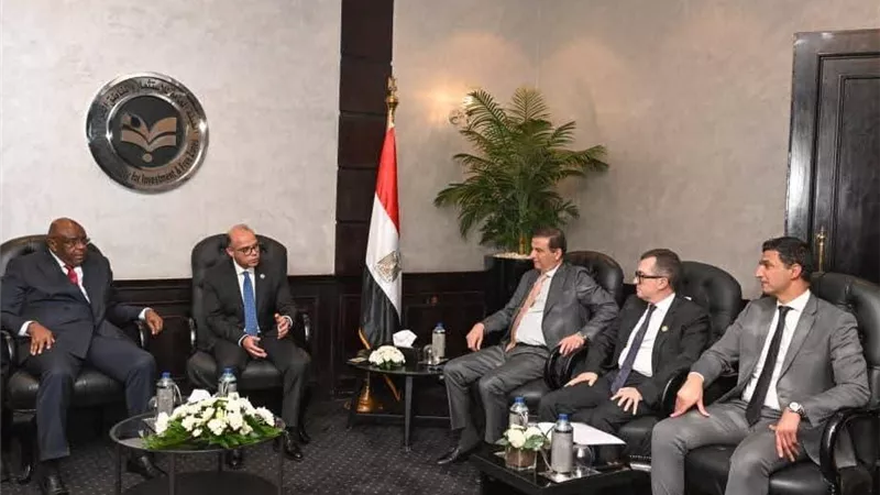 بمشاركة وزراء الاستثمار والزراعة.. مصر والكونغو تبحثان سبل التعاون الزراعي والتصنيع الغذائي