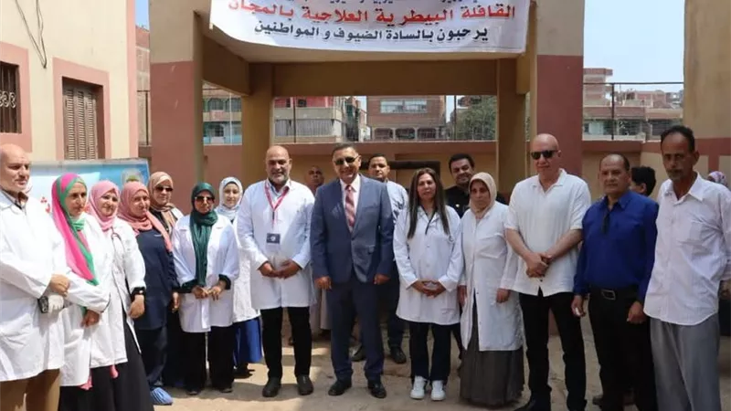محافظ القليوبية يتفقد قافلة بيطرية مجانية بكفر شكر.. ويؤكد دعم المربين وتنمية الثروة الحيوانية 