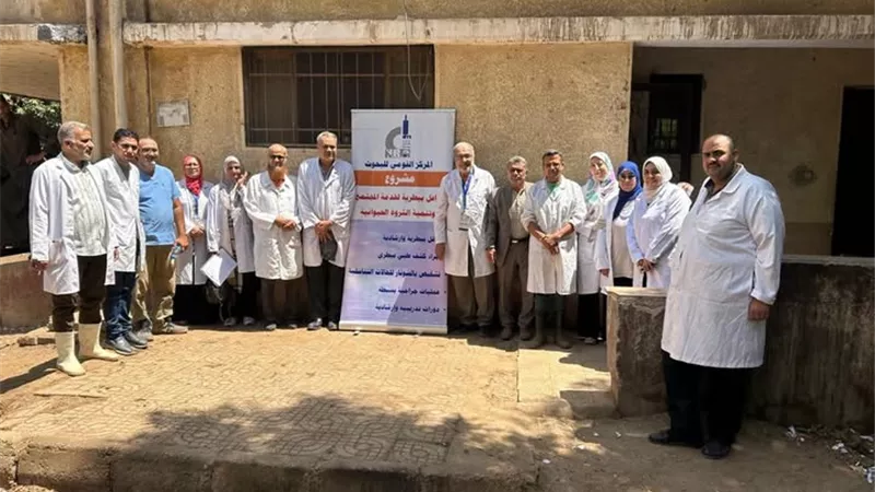 القومي للبحوث يطلق قافلة بيطرية لعلاج 1760 حيوانًا وطائرًا بالجيزة