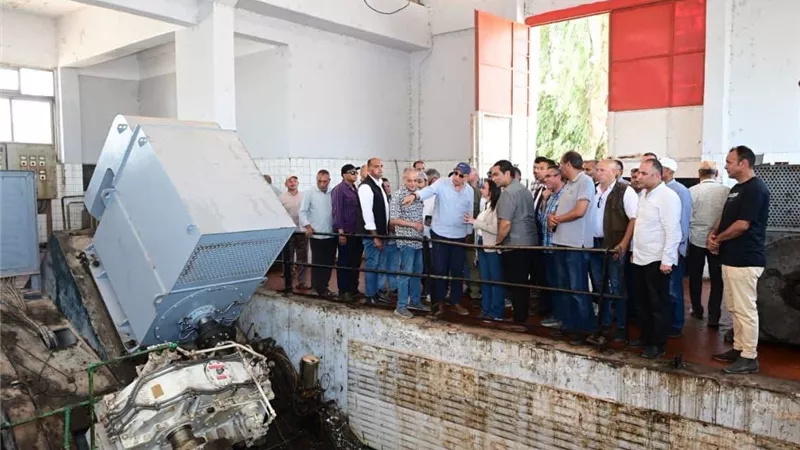 وزير الري يتفقد محطات العطف بالبحيرة.. توجيهات عاجلة برفع الجاهزية وإنهاء أعمال الصيانة قبل ذروة الصيف