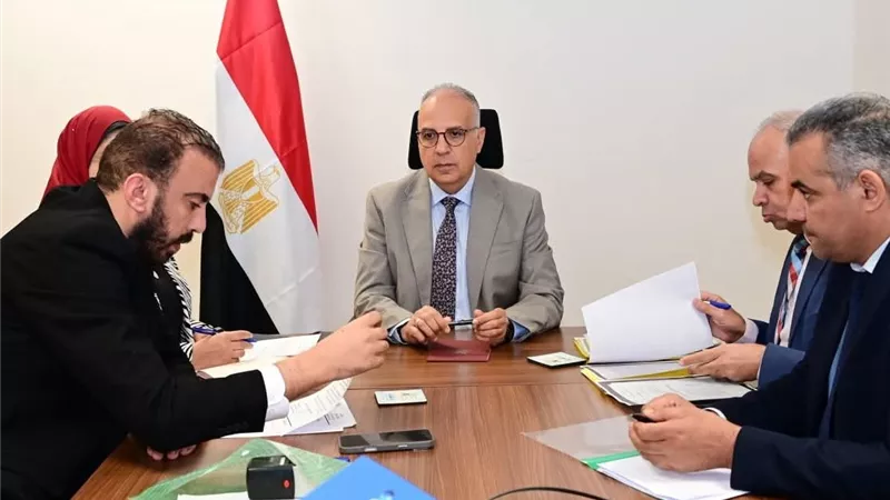 لتعزيز التعاون المشترك.. وزير الري يلتقي أعضاء مجلس النواب لبحث مطالب المواطنين بالمحافظات