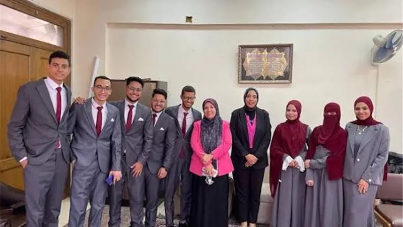 من المخلفات لأعلاف ومصادر بروتين.. طلاب زراعة الفيوم يبتكرون مشروعًا واعدًا بـذبابة الجندي الأسود