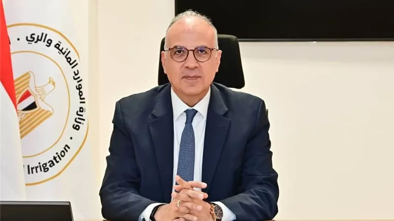 وزير الري يتابع مستجدات المشروع القومي لضبط نهر النيل وتعزيز الأمن المائي