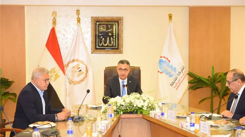 لتأمين المخزون ومتابعة كاري أون.. وزير التموين يترأس عمومية القابضة للصناعات الغذائية