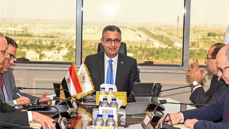 وزير التموين و«WE» يطلقان تعاونًا لتطوير الكارت الموحد والسداد الإلكتروني ومنظومة الدعم