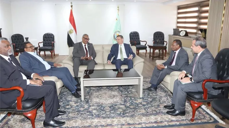 دعمًا للأمن الغذائي العربي.. وزير الزراعة يبحث مع نظيره السوداني تعزيز التكامل الزراعي والاستثمار المشترك