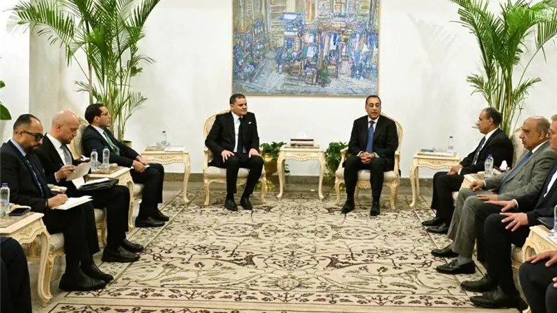 مصر وليبيا تبحثان التعاون في إنتاج الأسمدة وتعزيز الشراكة بقطاع الطاقة