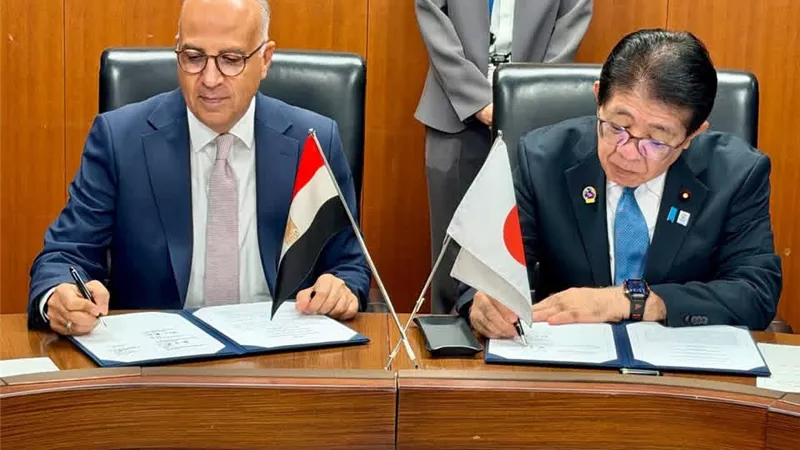 مصر واليابان تعززان الشراكة المائية.. الري توقع مذكرة تفاهم للتعاون في إدارة الموارد المائية