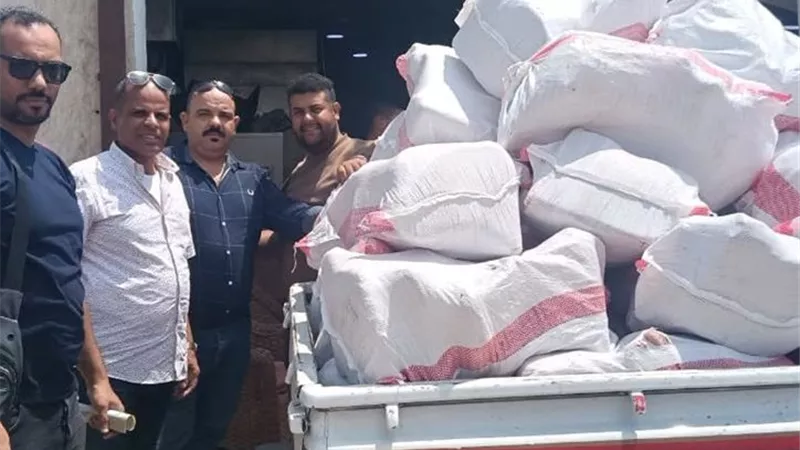 ضبط 28 طن أغذية فاسدة و36 ألف زجاجة مشروبات طاقة مجهولة المصدر بالجيزة