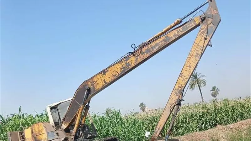 «زراعة سوهاج» تواصل تطهير المجاري المائية.. أعمال مكثفة بترعة الساحل في العسيرات