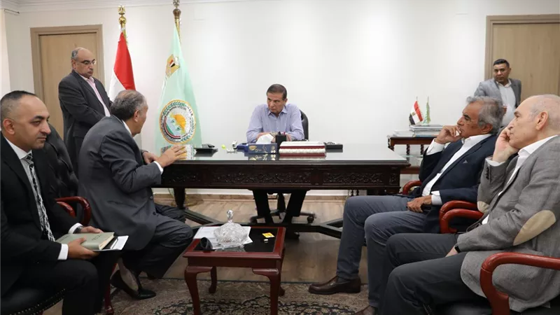 وزير الزراعة يفتح ملف شكاوى المزارعين.. لقاء موسع مع النواب لبحث مطالب المواطنين وحل العقبات