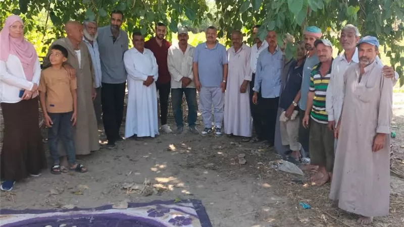 الزراعة تواجه آثار المناخ في الحقول.. قافلة إرشادية ببلطيم لحماية المانجو والنخيل ورفع الإنتاجية
