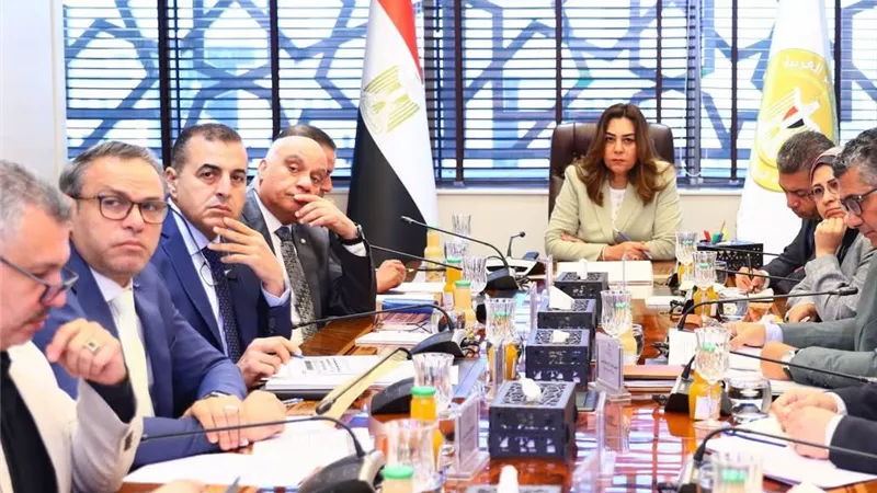 منال عوض تحسم أولويات الاستثمار البيئي.. مشروعات جديدة لمواجهة التغير المناخي وحماية الموارد