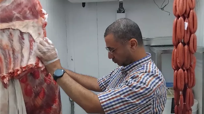 ضبط 64.5 كجم أغذية غير صالحة للاستهلاك الآدمي في حملة مكبرة بالمنيا