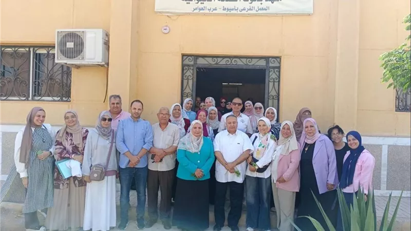 الزراعة تجدد الاعتماد الدولي لمعمل بحوث الصحة الحيوانية بأسيوط.. 8 اختبارات لفحص الأغذية ومنتجات الألبان