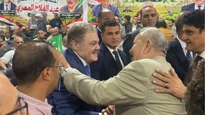 رئيس الوفد يطالب بإعلان أسعار المحاصيل قبل الزراعة وتوفير مستلزمات الإنتاج وضمان هامش ربح للفلاح
