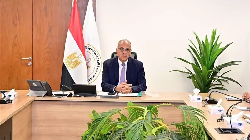 بعد تقييم موسم أقصى الاحتياجات المائية.. سويلم يوجه بخطة عاجلة لرفع كفاءة منظومة الري بالفيوم