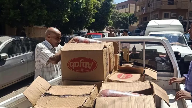 ضبط 320 كجم لانشون غير صالح للاستهلاك الآدمي والتحفظ على سيارة محملة بمخلفات دواجن بالمنيا