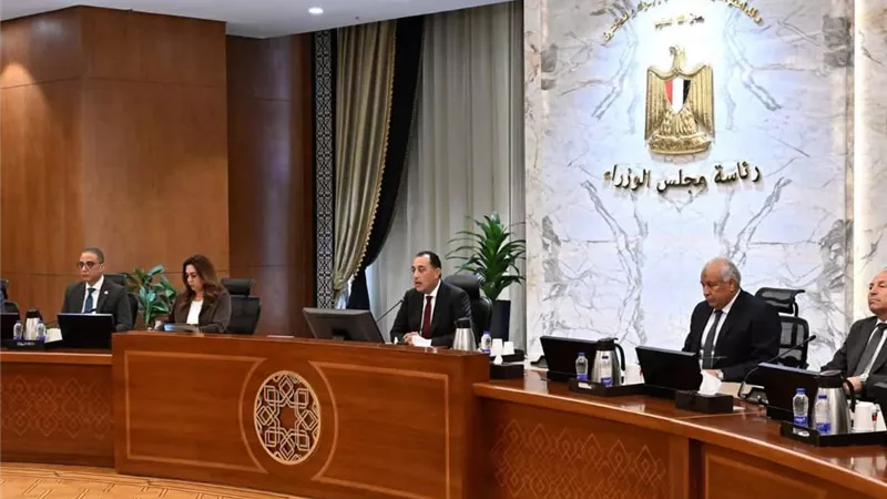 التوسع في إقامة المعارض والأسواق خلال المواسم والأعياد والمناسبات