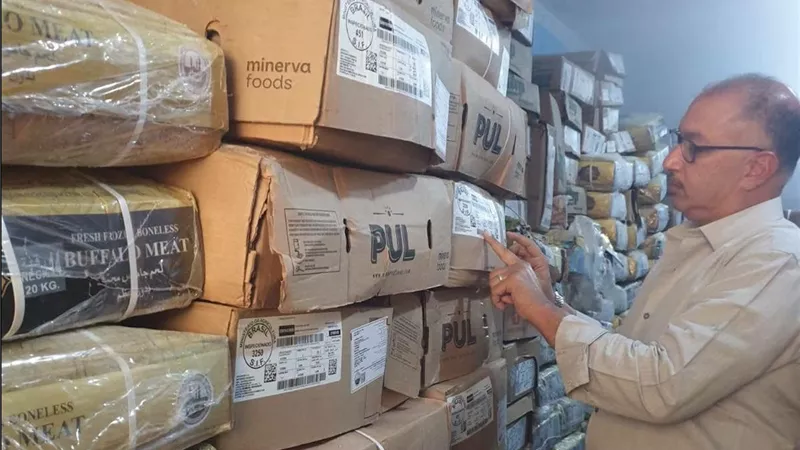 ضربة رقابية بالشرقية.. «الطب البيطري» يضبط 3.3 طن من اللحوم والمنتجات المخالفة بالأسواق