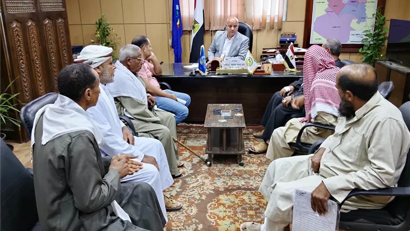 وكيل الزراعة بالبحيرة يوجه مديري الإدارات بسرعة إنهاء مشكلات المزارعين