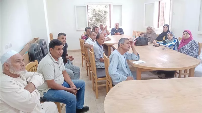 الإرشاد الزراعي بأشمون يوجه مزارعي شنشور لأهم أصناف القمح ومواعيد الزراعة والتسميد والري