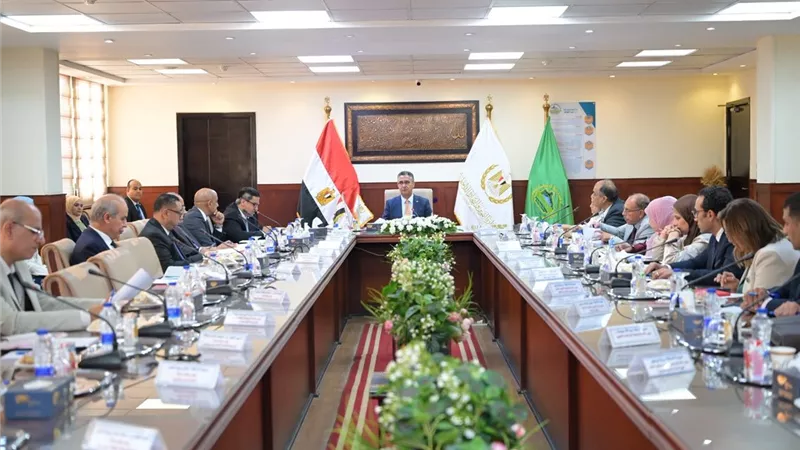 وزير التموين يوجه باستمرار المتابعة الدقيقة للمخزونات وخطط التدبير والتعاقدات