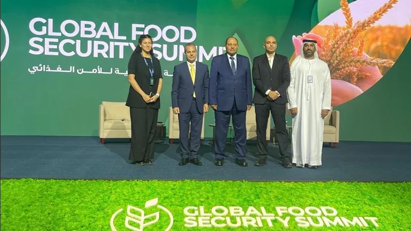 نائب وزير الزراعة يبحث في قمة أبوظبي توسيع الاستثمارات الإماراتية والدولية في مصر