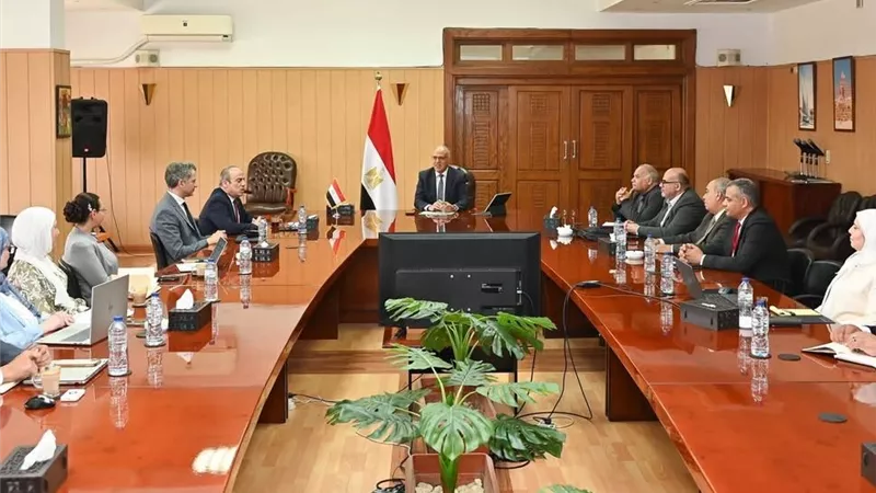 سويلم وإيكاردا يبحثان تطوير الري وتحلية المياه بالطاقة الشمسية لتعزيز الأمن الغذائي في مصر