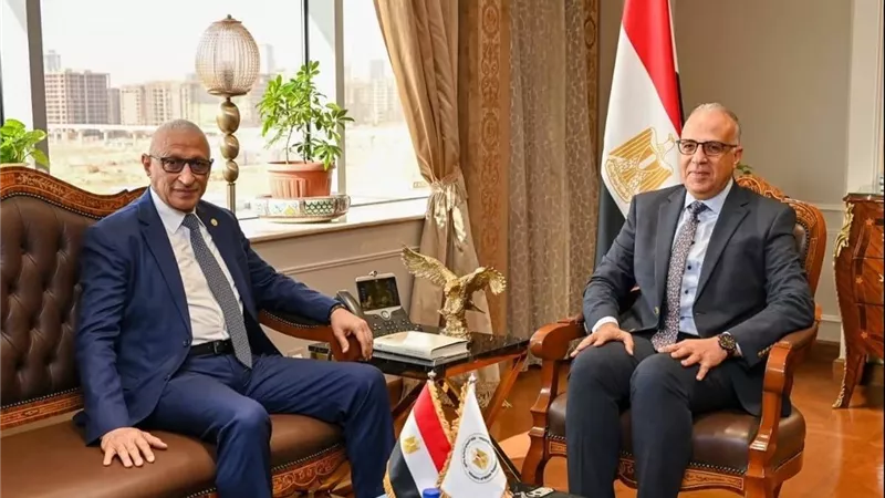 سويلم يحدد مهلة شهر لترخيص الآبار الجوفية بشمال سيناء.. وإجراءات قانونية للمخالفين