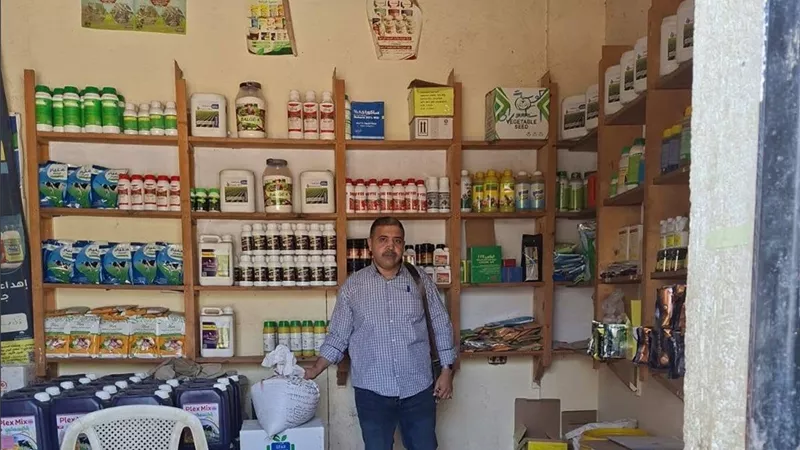مبيدات محظورة ومغشوشة في قبضة الرقابة بأسيوط.. ضبط محل مخالف بالغنايم