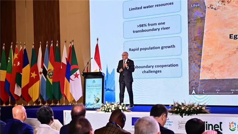 وزير الري: مشروعات استدامة الموارد المائية بحوض النيل تحقق التنمية للدول وتزيد إيرادات النهر