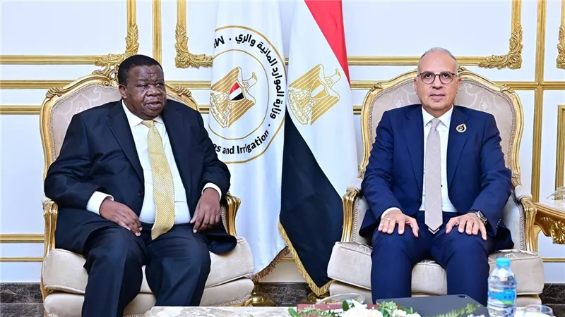 الدكتور هاني سويلم يلتقي وزير المياه والبيئة الأوغندي لبحث تعزيز التعاون في مجال الموارد المائية